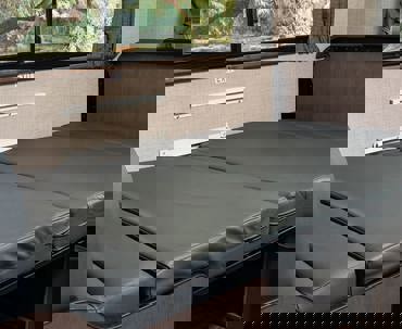 Cruise America Standard Rental RV 03 Dinette 02 Thumbnail