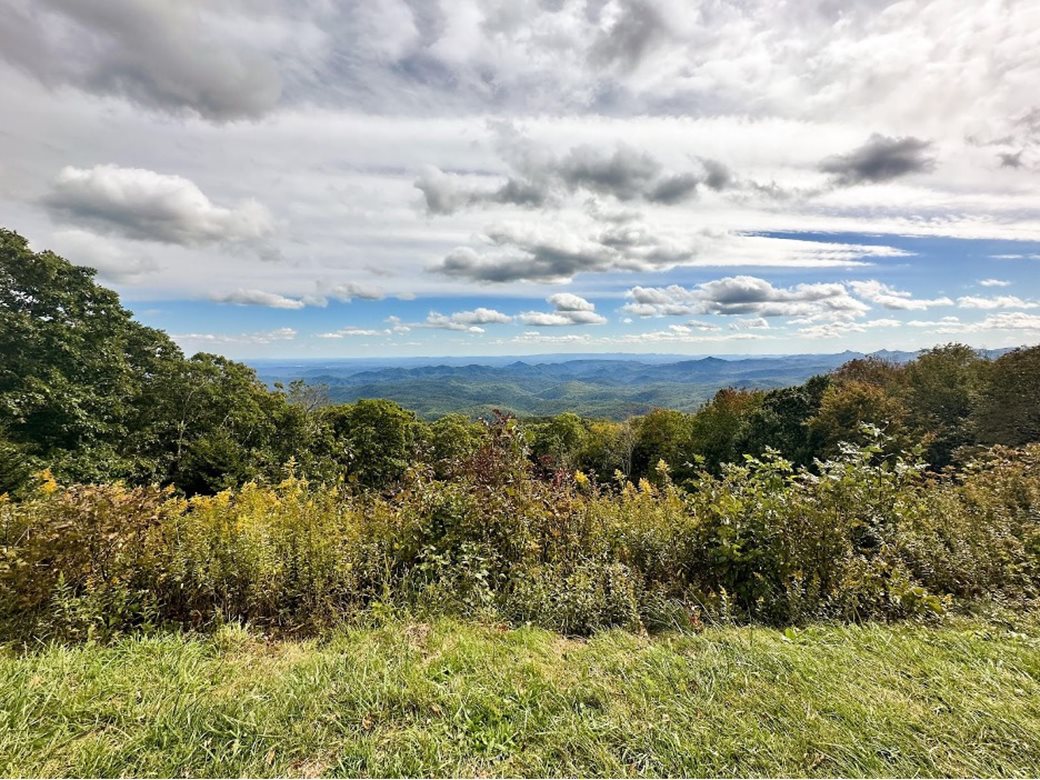 My Blue Ridge Parkway Road Trip: An Experience to Remember