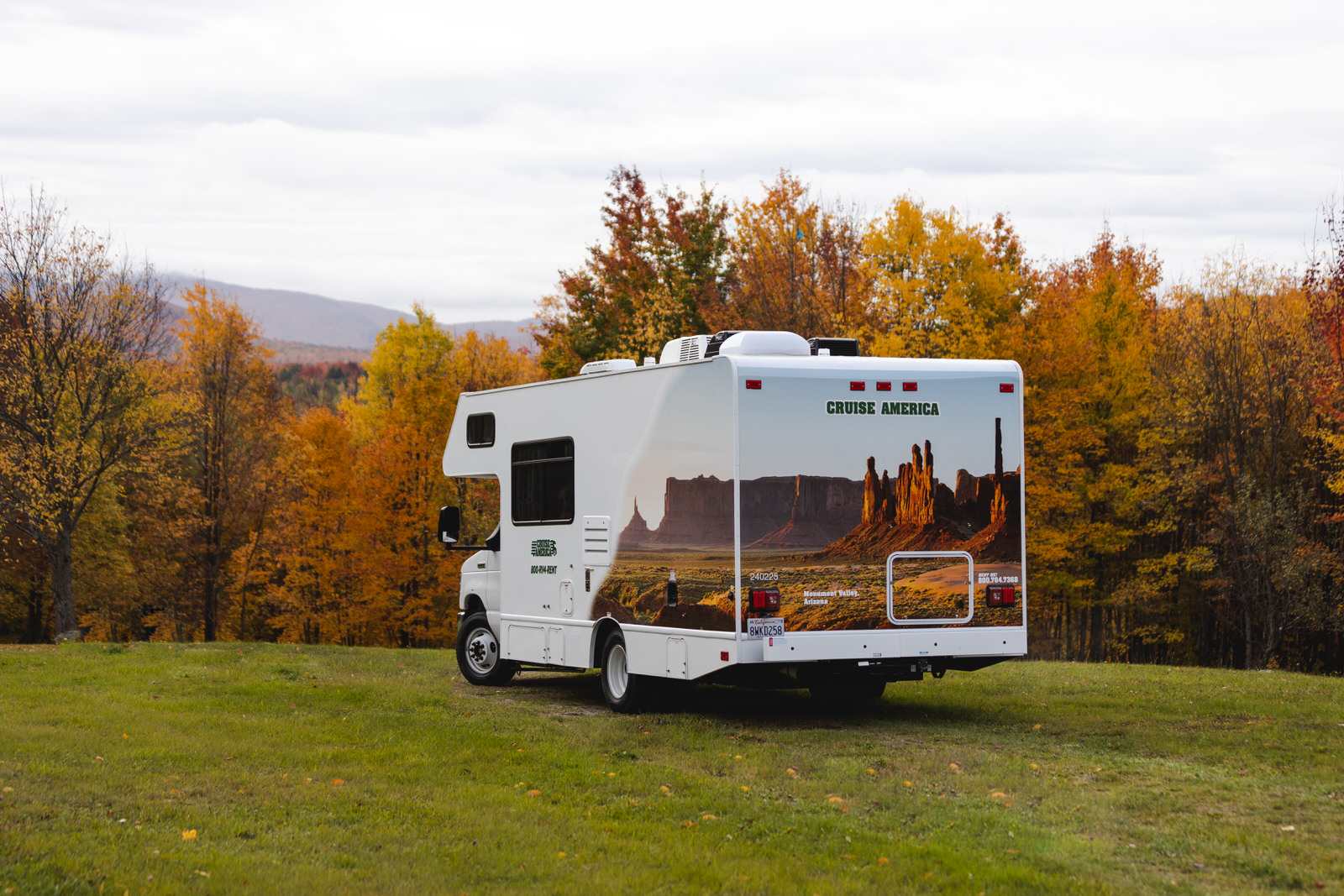  8 Fall Road Trips You Don’t Want to Miss
